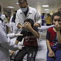 انهيار تام للمنظومة الصحية بمستشفيات غزة.. خروج 44 مستشفى ومركز عن الخدمة