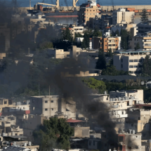 من جديد.. اشتباكات مسلحة بمخيم "عين حلوة" جنوب لبنان