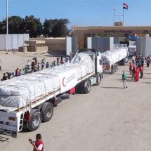 60 شاحنة مساعدات جديدة تدخل غزة