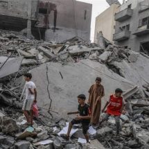 طبيب يشرح سبب بلوغ الأطفال نسبة 40% من شهداء غزة