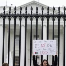 "أوقفوا الاحتلال".. واشنطن تضج بالتظاهرات المؤيدة لغزة وماسك يُعلق