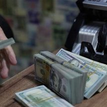 انخفاض أسعار صرف الدولار في تعاملات الأسواق العراقية