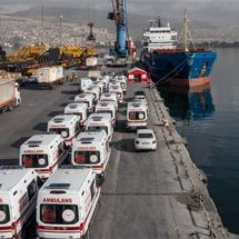 وصول سفينة تركية تحمل "مستشفيات ميدانية" لعلاج جرحى غزة