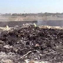 تلوث بيئي إثر حرق النفايات في معسكر الرشيد