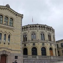 برلمان النرويج يدعو الحكومة للاعتراف بدولة فلسطين