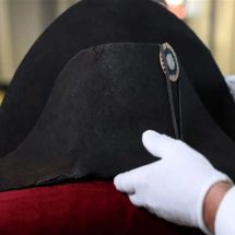 قبعة نابليون للبيع في مزاد وتوقعات بسعر يفوق 600 ألف يورو