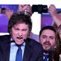 "رأسمالي فوضوي".. من هو خافيير ميلي الذي انتُخب رئيسا للأرجنتين؟