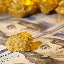 بفعل تراجع الدولار.. الذهب يتجه لثاني مكاسب أسبوعية