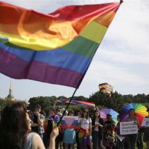 القضاء الروسي يحظر أنشطة المثليين في البلاد