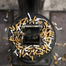 ما حجم التلوث البيئي الناجم عن أعقاب السجائر؟.. ارقام صادمة