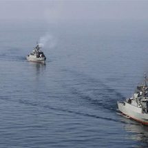 الحرس الثوري الإيراني يعلن احتجاز سفينتين عليها 34 أجنبيا
