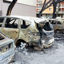 فرنسا.. اعتقال 380 شخصا وإحراق 745 سيارة في ليلة رأس السنة