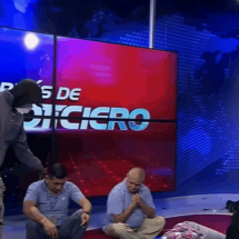 مسلحون يقتحمون قناة تلفزيونية أثناء بث مباشر في الإكوادور