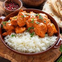أشهر الأطباق الهندية… إليكِ طريقة تحضير طبق الدجاج بالزبدة