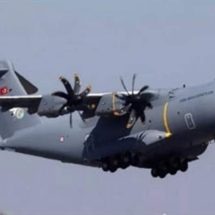 طائرة عسكرية عملاقة تهبط اضطراريا في تركيا (فيديو)