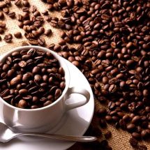 شرب القهوة على معدة خالية.. هل يضر بصحتك؟