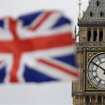 بريطانيا تلوح بإعادة سياسة "التجنيد الإلزامي"