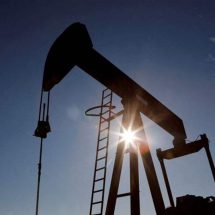 أسعار النفط ترتفع مع مؤشرات عن "شح" في المعروض العالمي