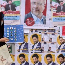 مراكز الاقتراع تفتح أبوابها في إيران.. إلى ماذا ستقود الانتخابات؟