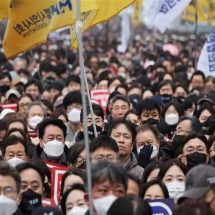 كوريا الجنوبية تعاقب نحو 5 آلاف طبيب بسبب الإضراب