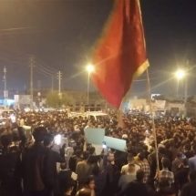 المئات يتظاهرون في البصرة للمطالبة بالخدمات