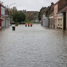 بالفيديو.. فيضانات عارمة تغرق مدينة فرنسية