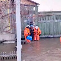 الفيضانات تجتاح روسيا.. أكثر من 10 آلاف منزل متضرر